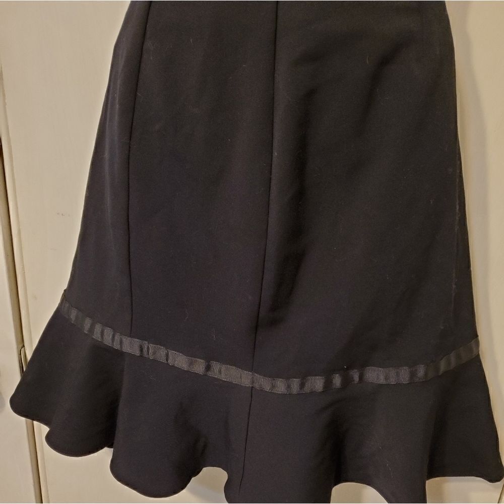 Black skirt - Picture 3 of 4